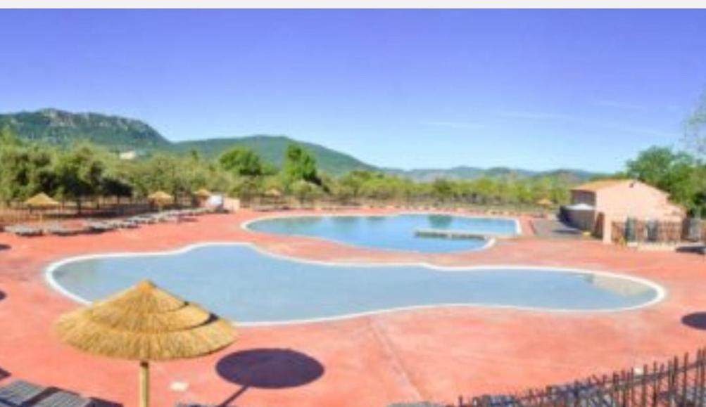 bungalow les ruffes du salagou Clermont-lʼHérault Bagian luar foto